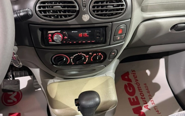 imagem-https://www.socarrao.com.br/sc-vehicle-images-prod/4322169/1791572456977-c6ce57756d7b44c68367a88d5b85acfb_1791572371758.jpg