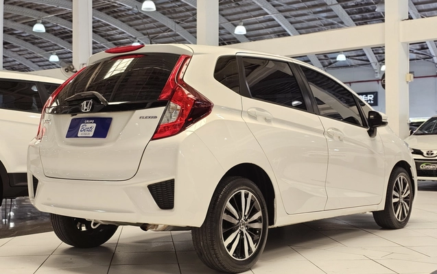 imagem-https://www.socarrao.com.br/sc-vehicle-images-prod/4322285/1791573224568-1_053738.jpg