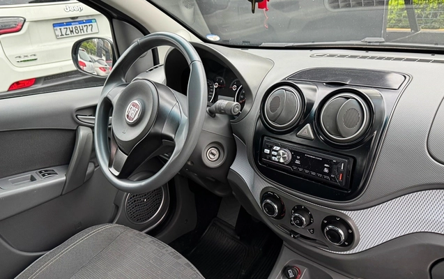 imagem-https://www.socarrao.com.br/sc-vehicle-images-prod/4322289/1791573284611-9_105657.jpg