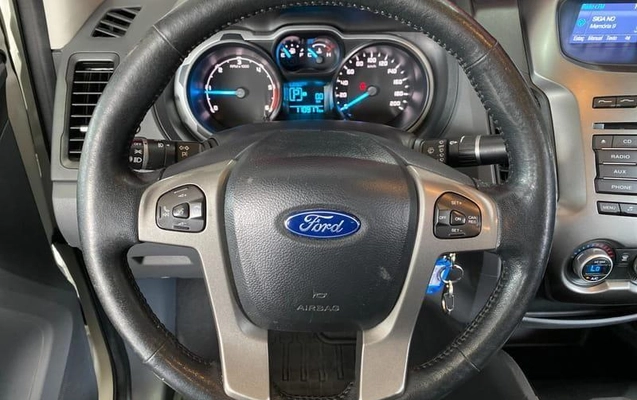 imagem-https://www.socarrao.com.br/sc-vehicle-images-prod/4322310/1791573808618-8543743_7_B_bd5927f554.jpeg