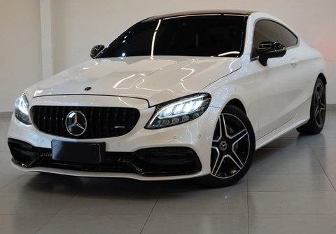 Mercedes-Benz C-180 2020 Branco — foto 1 de 3