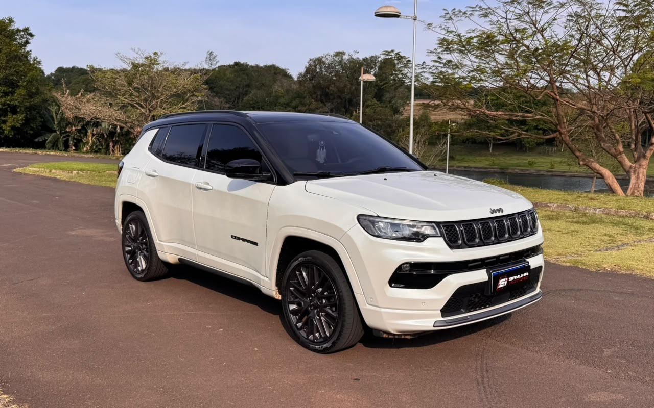Jeep Compass 2022 Branco — foto 1 de 3