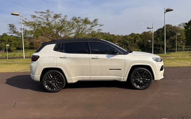 imagem-https://www.socarrao.com.br/sc-vehicle-images-prod/4322350/1791573782216-V2hhdHNBcHAgSW1hZ2UgMjAyNi0wOS0yOSBhdCAxNi4xMi4yOCAoNCkuanBlZw.jpeg