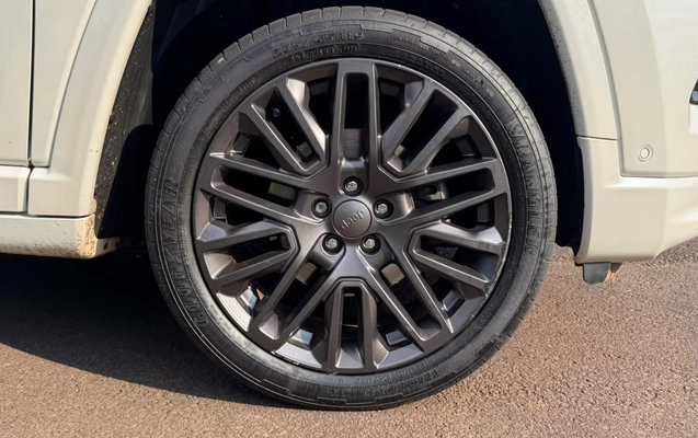 imagem-https://www.socarrao.com.br/sc-vehicle-images-prod/4322350/1791573782697-V2hhdHNBcHAgSW1hZ2UgMjAyNi0wOS0yOSBhdCAxNi4xMi4zMCAoMikuanBlZw.jpeg