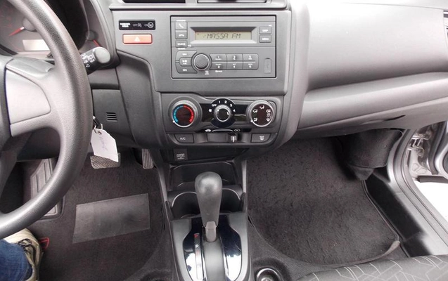 imagem-https://www.socarrao.com.br/sc-vehicle-images-prod/4322424/1791574456274-8560571_15_B_7fd88032fd.jpeg