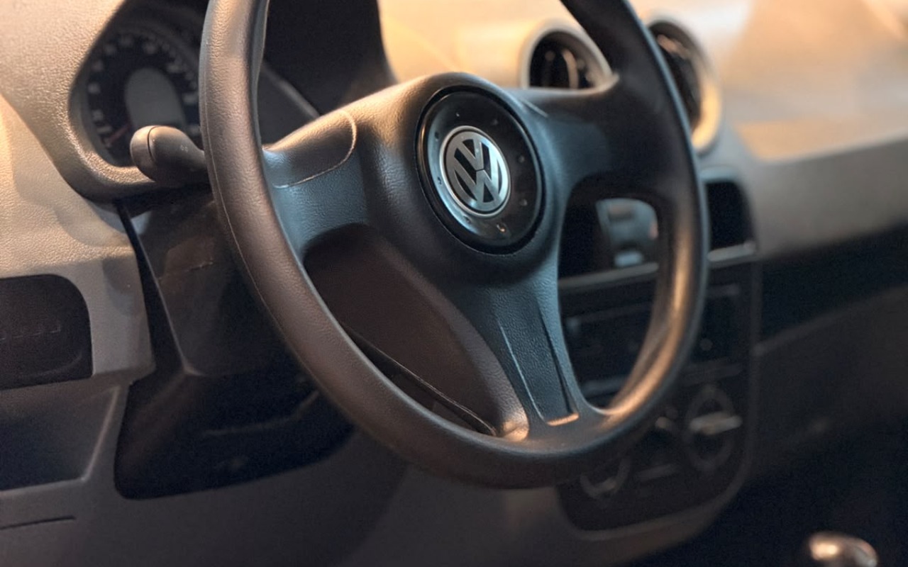 imagem-https://www.socarrao.com.br/sc-vehicle-images-prod/4322468/1791574742079-V2hhdHNBcHAgSW1hZ2UgMjAyNi0wOS0wOSBhdCAxNy4yMi40MCAoMSkuanBlZw.jpeg