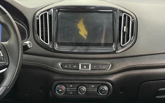 imagem-https://www.socarrao.com.br/sc-vehicle-images-prod/4322501/1791574920936-8556259_7_B_4d837834e7.jpeg