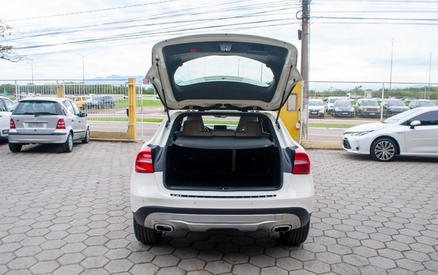 imagem-https://www.socarrao.com.br/sc-vehicle-images-prod/4322511/1791575031946-5064dd569f2f4e0da68e73cbef5bca85_1791573856154.jpg