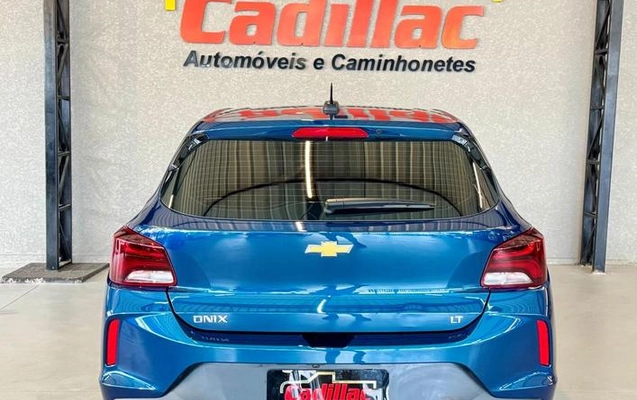 imagem-https://www.socarrao.com.br/sc-vehicle-images-prod/4322563/1791577177546-8554661_9_B_91debd057a.jpeg