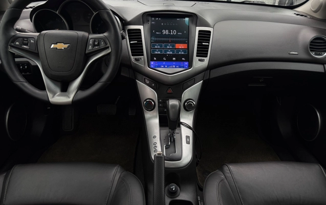 imagem-https://www.socarrao.com.br/sc-vehicle-images-prod/4322633/1791575821544-36bfa6109f0d469988040369d9f1e262_1791575705517.jpg