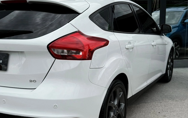 imagem-https://www.socarrao.com.br/sc-vehicle-images-prod/4322663/1791576050568-cab9f5c8d17a421cad807e6e27071cbd_1791575979045.jpg
