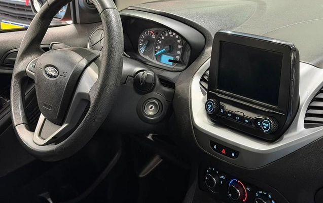 imagem-https://www.socarrao.com.br/sc-vehicle-images-prod/4322671/1791576222637-8556790_9_B_a1b9dacfdc.jpeg