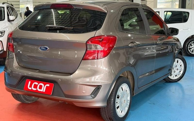 imagem-https://www.socarrao.com.br/sc-vehicle-images-prod/4322671/1791576222650-8556790_5_B_520235577f.jpeg