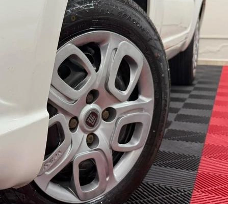 imagem-https://www.socarrao.com.br/sc-vehicle-images-prod/4322693/1791644350486-8428954_10_B_d8adf22128.jpeg