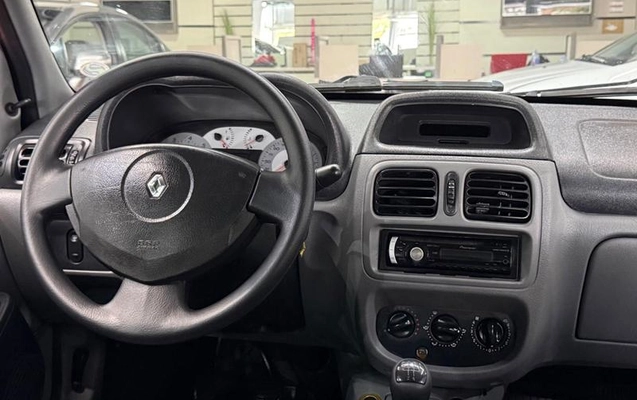 imagem-https://www.socarrao.com.br/sc-vehicle-images-prod/4322773/1791576726069-8553536_13_B_c2c54c474d.jpeg