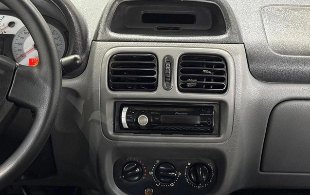 imagem-https://www.socarrao.com.br/sc-vehicle-images-prod/4322773/1791576726075-8553536_6_B_62032d3fbb.jpeg