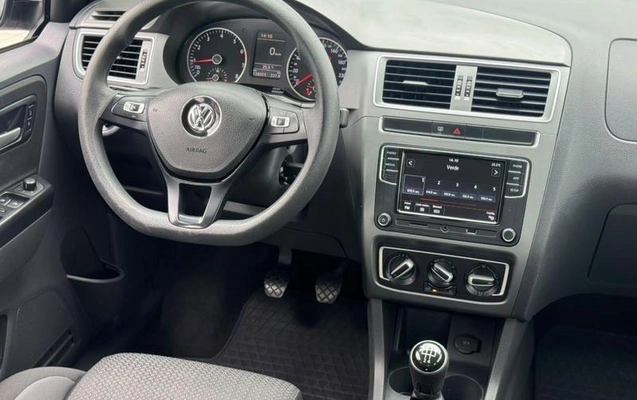 imagem-https://www.socarrao.com.br/sc-vehicle-images-prod/4322781/1791578239920-8554201_19_B_4c7a319be1.jpeg