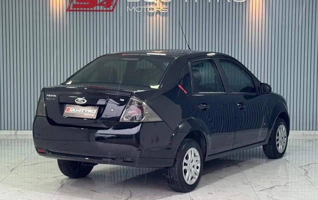 imagem-https://www.socarrao.com.br/sc-vehicle-images-prod/4322783/1791576876003-8543205_15_B_c926268945.jpeg
