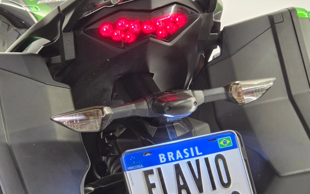 imagem-https://www.socarrao.com.br/sc-vehicle-images-prod/4322788/1791576895968-afc869cc-fdf1-496f-93b5-d8a8d590ff9f.jpeg