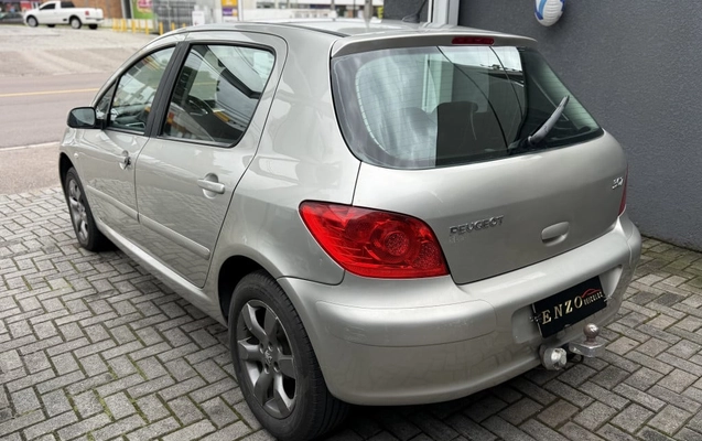 imagem-https://www.socarrao.com.br/sc-vehicle-images-prod/4322836/1791577293003-vehicle_image_1791576000_58f36df9f41044876ef6b58aa718e782.jpeg