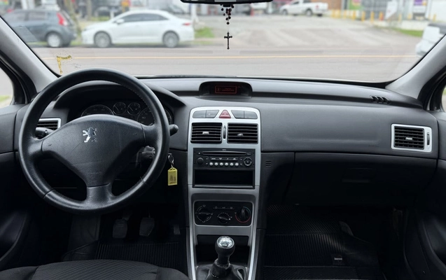 imagem-https://www.socarrao.com.br/sc-vehicle-images-prod/4322836/1791577293009-vehicle_image_1791576019_8229574dae9512c3f7390305ebccc0ce.jpeg