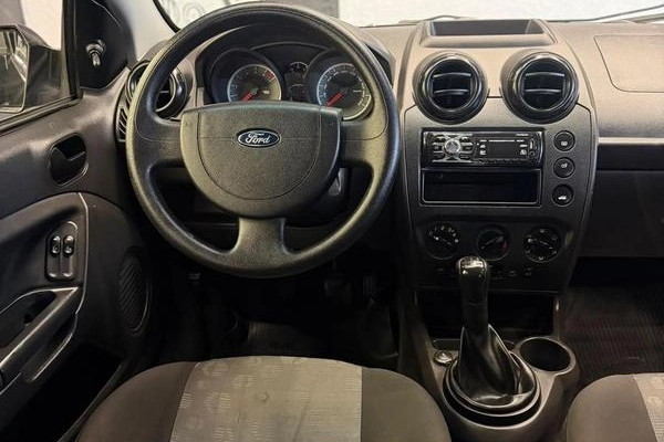 imagem-https://www.socarrao.com.br/sc-vehicle-images-prod/4322845/1791577388056-8538715_7_B_9097bc929d.jpeg