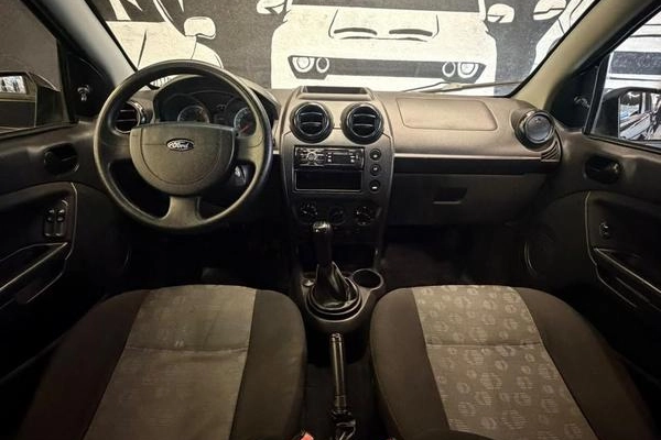 imagem-https://www.socarrao.com.br/sc-vehicle-images-prod/4322845/1792092162674-8538715_6_B_458d89b30d.jpeg