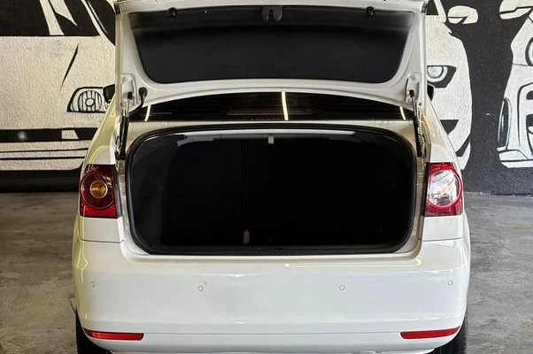 imagem-https://www.socarrao.com.br/sc-vehicle-images-prod/4322846/1791577367821-8541471_10_B_2b4ac5edc7.jpeg