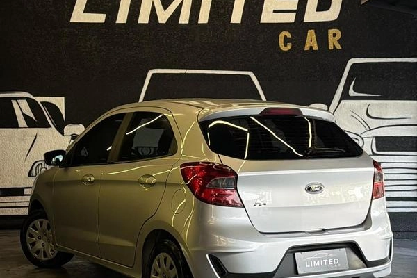 imagem-https://www.socarrao.com.br/sc-vehicle-images-prod/4322847/1791577393659-8551125_3_B_94338d75b5.jpeg