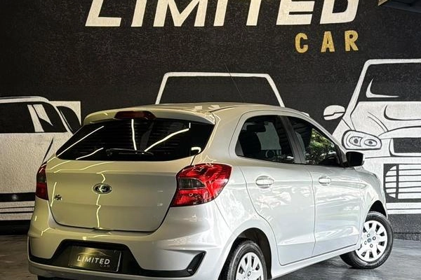 imagem-https://www.socarrao.com.br/sc-vehicle-images-prod/4322847/1791577393662-8551125_4_B_11b58ba21e.jpeg