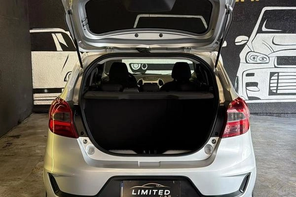 imagem-https://www.socarrao.com.br/sc-vehicle-images-prod/4322847/1791577393680-8551125_10_B_abc122f6ad.jpeg