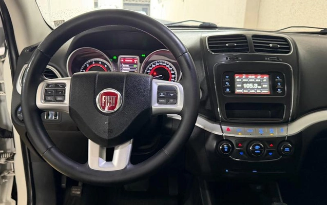imagem-https://www.socarrao.com.br/sc-vehicle-images-prod/4322897/1791630658947-8470644_0_B_ea3d917e89.jpeg