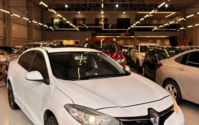 imagem-https://www.socarrao.com.br/sc-vehicle-images-prod/4322963/1791577867689-0ade7e1b-bbd0-4721-92b4-1fac91226ef9.jpg