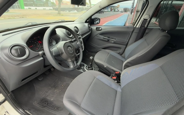 imagem-https://www.socarrao.com.br/sc-vehicle-images-prod/4322964/1791577873067-YX2rMEOTjYXpJy84o3FRhd2krajGUglC.jpg