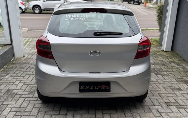 imagem-https://www.socarrao.com.br/sc-vehicle-images-prod/4322979/1791578165985-vehicle_image_1791578096_5e2bf481e7c0b8a79c27d2d5c1a28468.jpeg