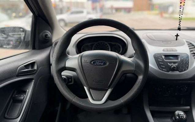 imagem-https://www.socarrao.com.br/sc-vehicle-images-prod/4322979/1791578165990-vehicle_image_1791578111_419f63724eff2332c8e31579bbda42f3.jpeg