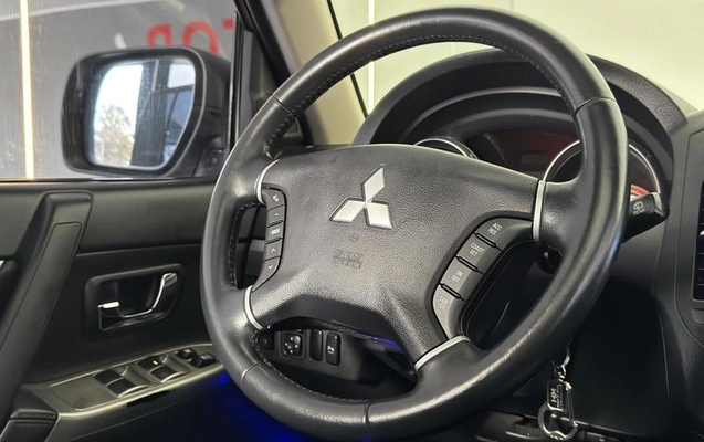 imagem-https://www.socarrao.com.br/sc-vehicle-images-prod/4322982/1791986917712-8557296_14_B_a12749d852.jpeg
