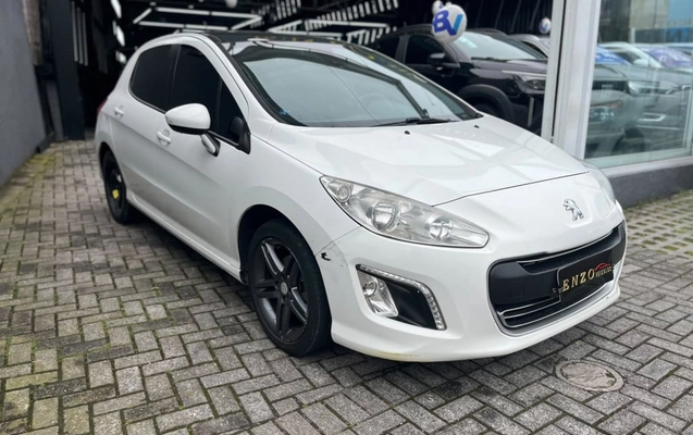 imagem-https://www.socarrao.com.br/sc-vehicle-images-prod/4323037/1791578359617-vehicle_image_1791578294_4fbc38ae70aa033b2187c20b9480e841.jpeg