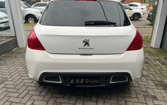imagem-https://www.socarrao.com.br/sc-vehicle-images-prod/4323037/1791578359620-vehicle_image_1791578300_3763eab7ac1b3c014676568bc45f80bb.jpeg