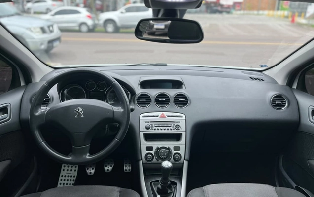 imagem-https://www.socarrao.com.br/sc-vehicle-images-prod/4323037/1791578359622-vehicle_image_1791578305_051931c78980e71f14ce12b0daa5126a.jpeg