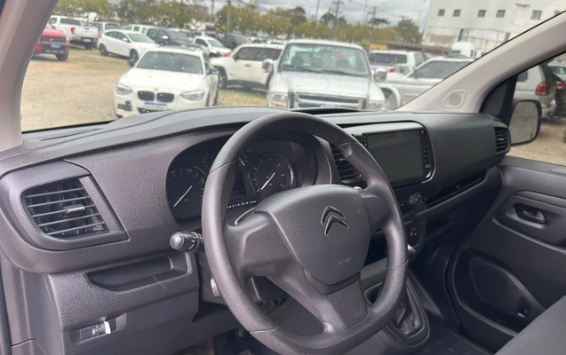 imagem-https://www.socarrao.com.br/sc-vehicle-images-prod/4323040/1791578374344-49804d28-fe7e-492b-a40b-84c597f72002.jpg