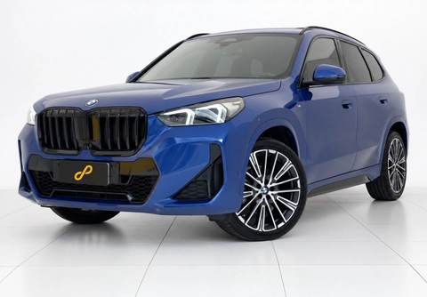 Bmw X1 2023 Azul — foto 1 de 3