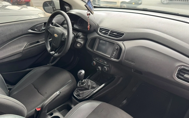 imagem-https://www.socarrao.com.br/sc-vehicle-images-prod/4323114/1791578887773-V2hhdHNBcHAgSW1hZ2UgMjAyNi0xMC0wOSBhdCAxNy4zMy4xNSAoMikuanBlZw.jpeg