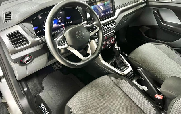 imagem-https://www.socarrao.com.br/sc-vehicle-images-prod/4323155/1791579205494-8533409_15_B_9480c9ff5f.jpeg