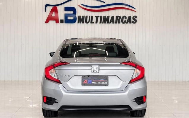 imagem-https://www.socarrao.com.br/sc-vehicle-images-prod/4323171/1791902509185-8551477_13_B_e32b10a939.jpeg