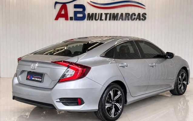 imagem-https://www.socarrao.com.br/sc-vehicle-images-prod/4323171/1791902509186-8551477_11_B_cf48de6037.jpeg