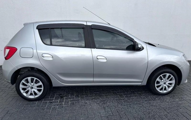 imagem-https://www.socarrao.com.br/sc-vehicle-images-prod/4323209/1791999185923-8560471_0_B_5a8f112cc5.jpeg