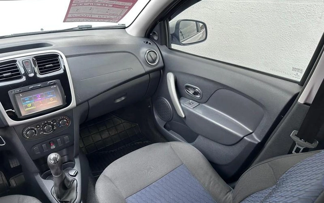 imagem-https://www.socarrao.com.br/sc-vehicle-images-prod/4323209/1791999185935-8560471_16_B_888c1ad0f2.jpeg