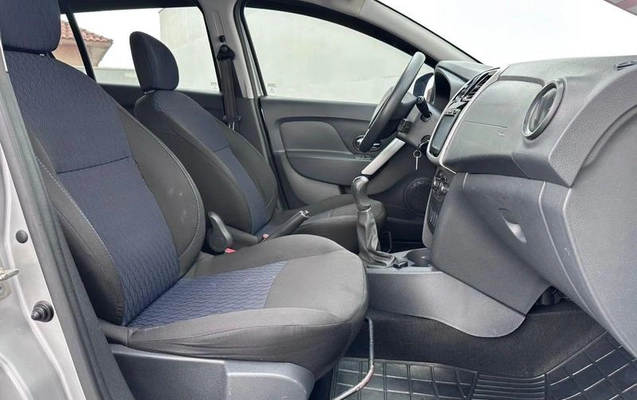 imagem-https://www.socarrao.com.br/sc-vehicle-images-prod/4323209/1791999185937-8560471_21_B_1dc5c9e485.jpeg