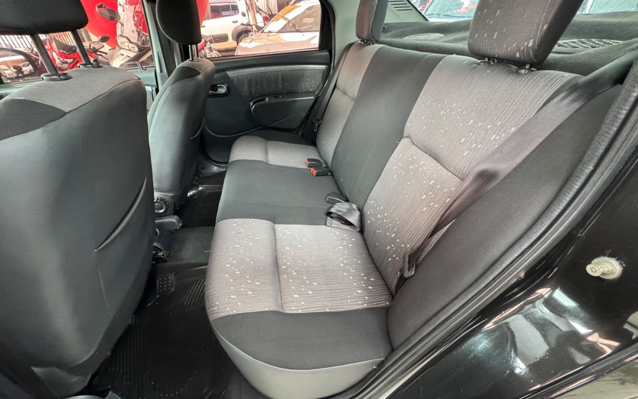imagem-https://www.socarrao.com.br/sc-vehicle-images-prod/4323229/1791579660865-V2hhdHNBcHAgSW1hZ2UgMjAyNi0xMC0wOSBhdCAxNy40NC4zMyAoMSkuanBlZw.jpeg